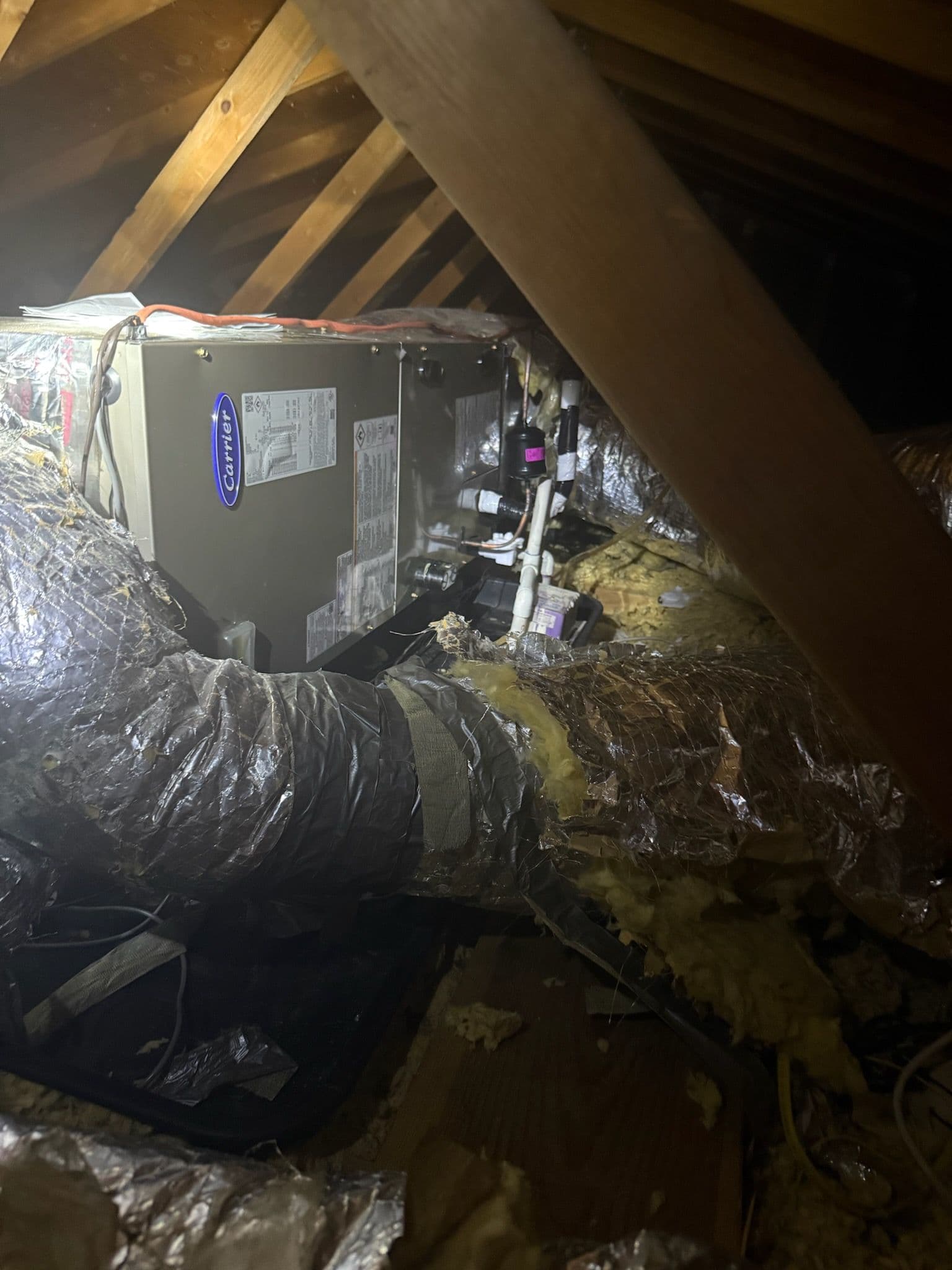 Efficient Heat Pump Setup for Optimal Comfort image